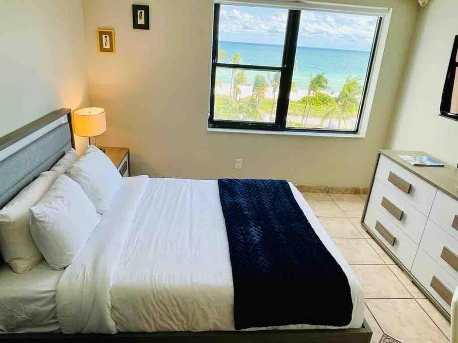 Appartement Chic Ocean Front Studio! à Miami Beach Extérieur photo