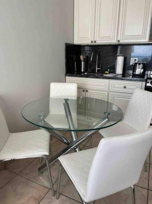 Appartement Chic Ocean Front Studio! à Miami Beach Extérieur photo