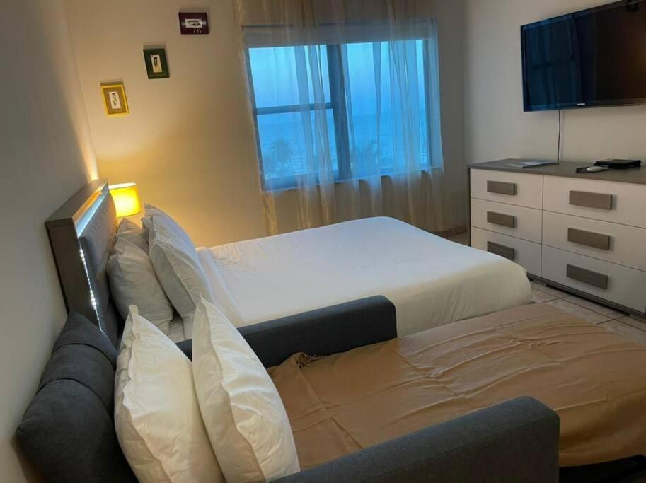 Appartement Chic Ocean Front Studio! à Miami Beach Extérieur photo